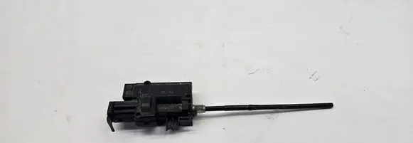 Renault Scenic III - Grand scenic III Fuel tank cap lock motor 8200312600
