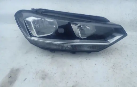 Volkswagen Touran III Headlight/headlamp