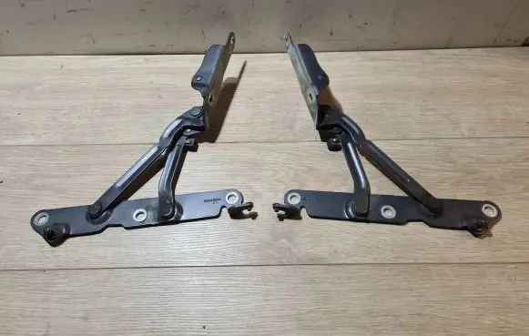 Volvo S80 Tailgate/trunk/boot hinge