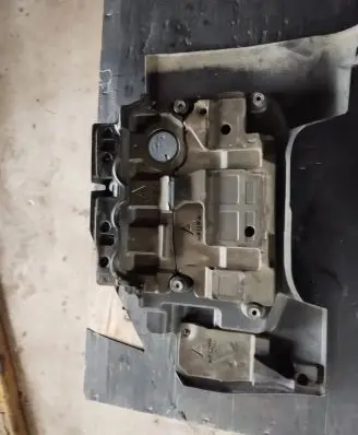 Toyota Corolla E120 E130 Engine cover (trim) PPGF30
