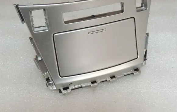 Toyota Avensis T270 Ashtray (front) 8550005030 8550005031