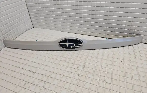 Subaru XV I Tailgate trim 91112FJ000