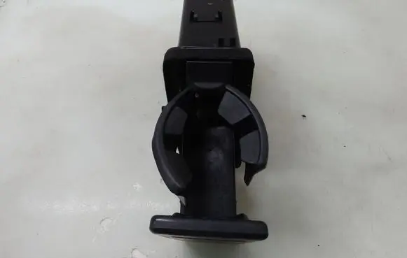 Volvo V70 Cup holder front 30722444