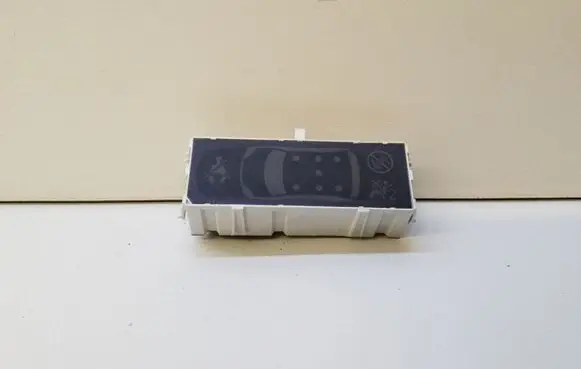 Peugeot 5008 Seat belt warning relay 9664702780