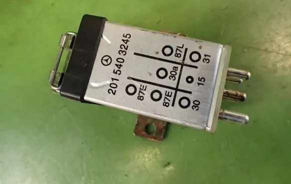 Mercedes-Benz C W202 Other relay