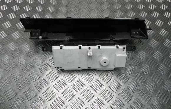 Toyota Prius (XW20) Speedometer (instrument cluster) 8380047220