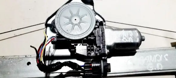 Mitsubishi Grandis Rear door window regulator motor 0620402220 mr989947