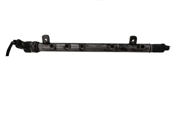 Mercedes-Benz B W245 Fuel main line pipe A6110780449 0281002494 A669746