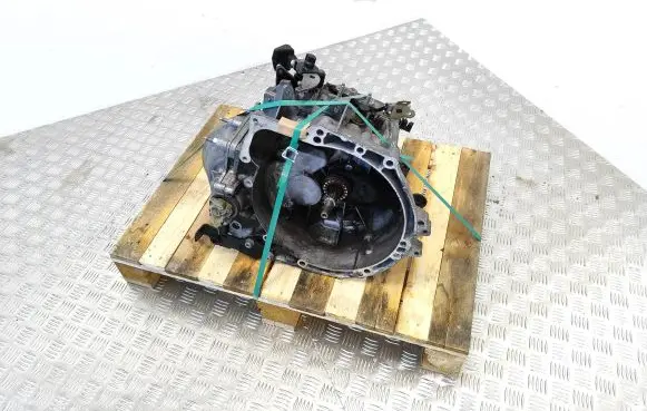 Citroen DS7 Crossback Manual 6 speed gearbox 20408411 1882357