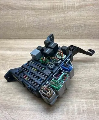 Ford Mondeo Mk III Fuse box set 1S7T14A073AF