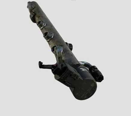 Mercedes-Benz E W211 Fuel main line pipe A6420700495 10070251 20058812