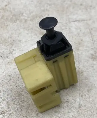 Chrysler Sebring (ST-22 - JR) Brake pedal sensor switch 04671336 2271G13