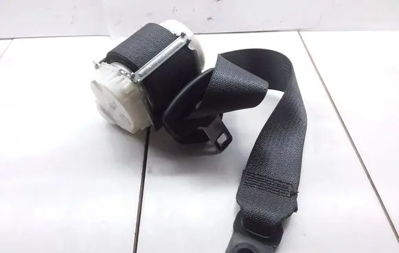 Opel Meriva B Rear seatbelt F13307289 N13250512