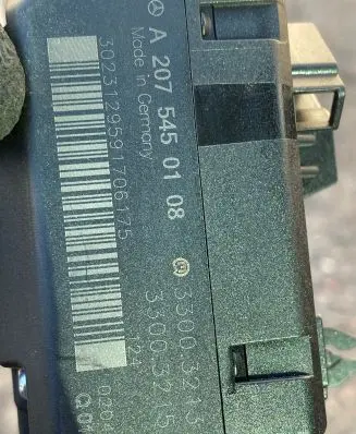 Engine ECU kit and lock set