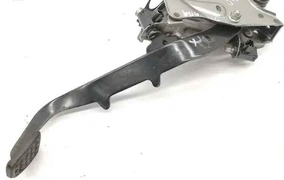 Clutch pedal