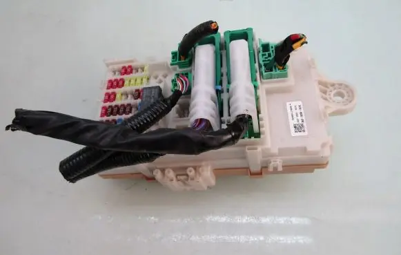 Honda HR-V Fuse box set 747048360W