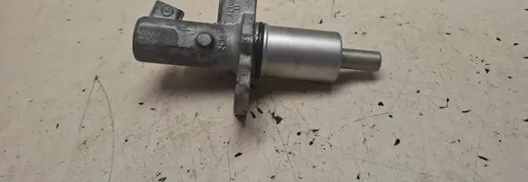 Audi A4 S4 B8 8K Master brake cylinder 32661923