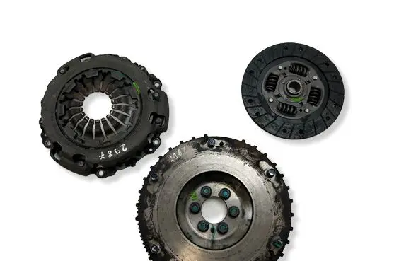 Nissan Micra Clutch set kit 302101HC0A