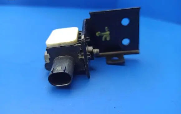 Mercedes-Benz S W221 Airbag deployment crash/impact sensor 0038202926 250806 402862