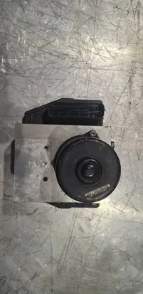 Mercedes-Benz C AMG W203 ABS Pump A2035451632 10094715133