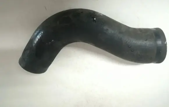 Toyota RAV 4 (XA30) Intercooler hose/pipe