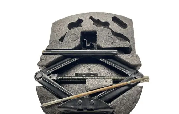 Ford Mondeo MK IV Tool set 7S7117009 CJ8TA 7S7117008