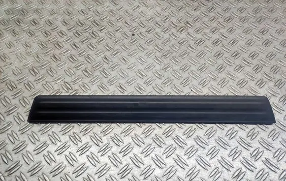 Toyota Camry Front sill trim cover 67911