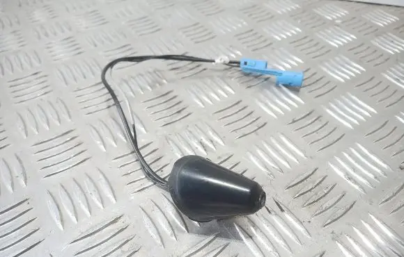 Radio antenna