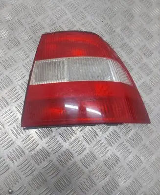 Opel Vectra B Rear/tail lights 37360748