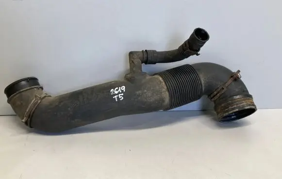 Volkswagen Transporter - Caravelle T5 Intercooler hose/pipe 7H0129615D 446169600