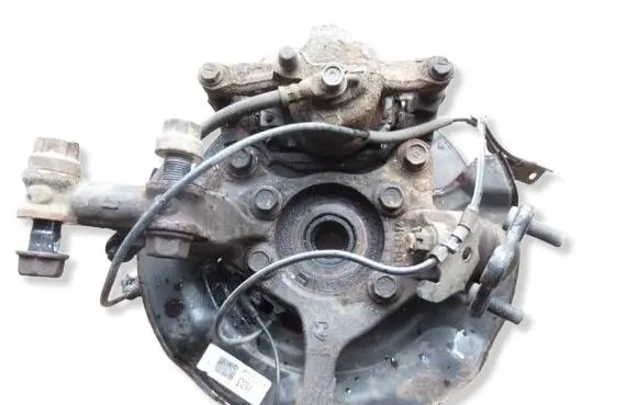 Toyota Auris E180 Front wheel hub spindle knuckle F62L5 622125 131109