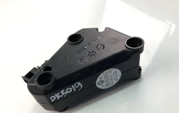 Volkswagen Golf V Other control units/modules 1K0035463C