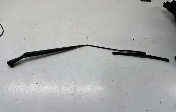 Opel Mokka Windshield/front glass wiper blade 