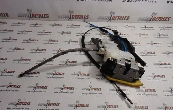 Mercedes-Benz E W212 Rear door lock A2127330408