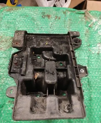 Hyundai Tucson TL Battery tray 