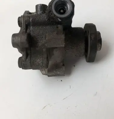Volkswagen Caddy Power steering pump 2K0422154ES