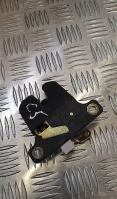 Audi A6 S6 C5 4B Tailgate/trunk/boot lock/catch/latch 4b5827505b