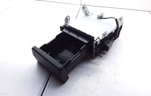 Car ashtray