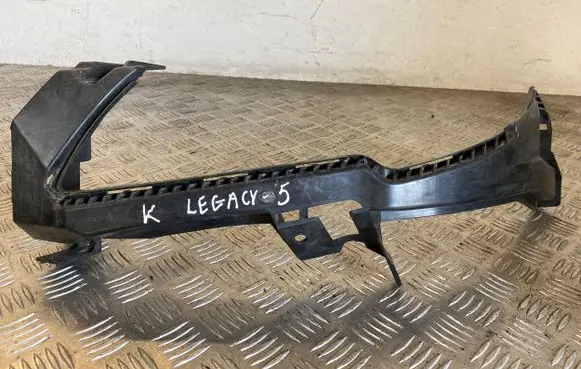 Subaru Legacy Headlight/headlamp mounting bracket