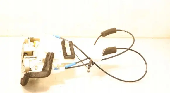 Subaru Legacy Front door lock 1D13