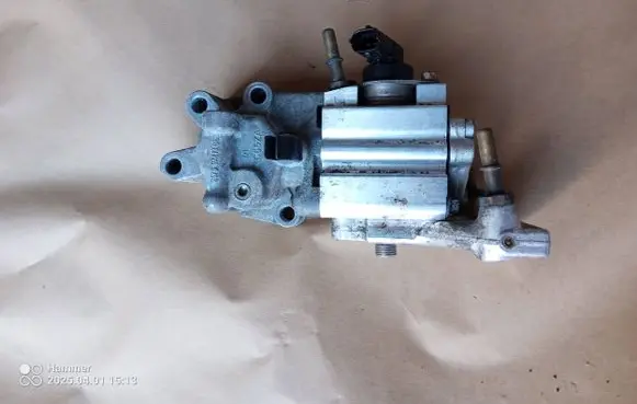 Ford Mondeo Mk III Fuel injection high pressure pump 0261520028