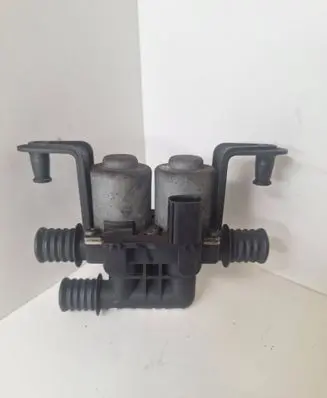 BMW X5 E53 Coolant heater control valve 6906652 1147412159