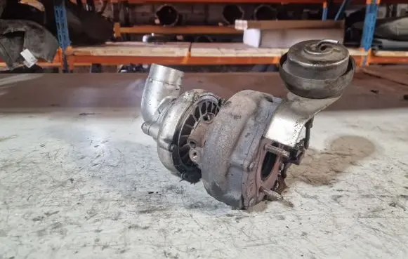 Toyota RAV 4 (XA30) Turbo 720126030 060725318N