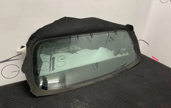 Mercedes-Benz C W205 Rear windscreen/windshield window 