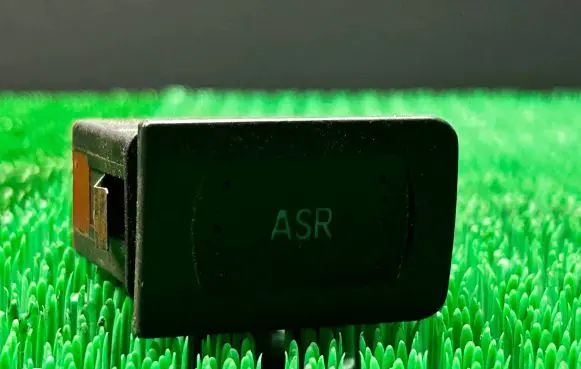 Volkswagen Golf IV Traction control (ASR) switch 1J0927133A