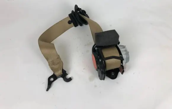 BMW X3 F25 Front seatbelt 7367254