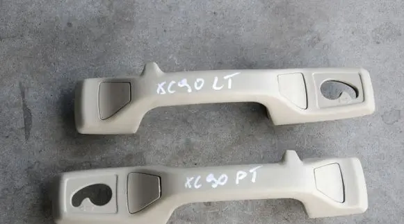 Volvo XC90 Engine bonnet (hood) release handle 185KM