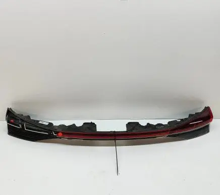 Tailgate rear/tail lights