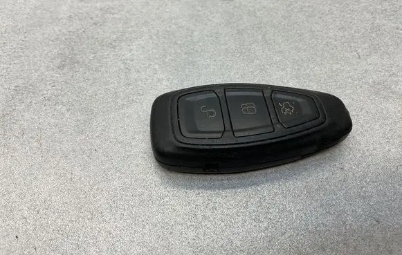 Ford Kuga II Ignition key/card 7S7T15K601ED