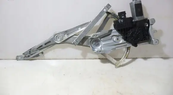 Opel Astra H Front window lifting mechanism without motor